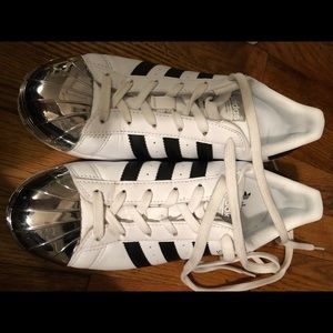 adidas superstar sneakers beige